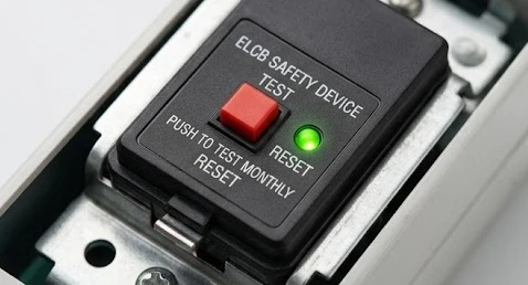 Cầu dao ELCB chống rò điện trên máy nước nóng trực tiếp an toàn